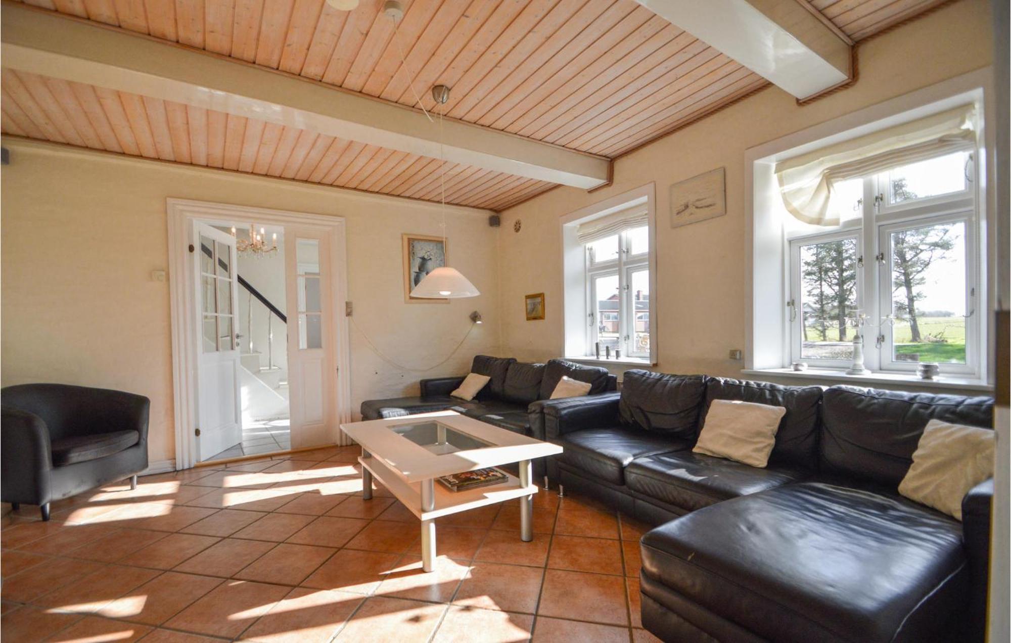 Awesome Home In Bredebro With Kitchen Ballum Kültér fotó
